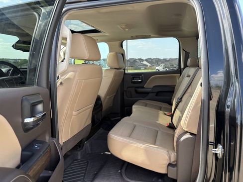 Used 2019 GMC Sierra 2500 Denali w/ Duramax Plus Package AWD/4WD image 13