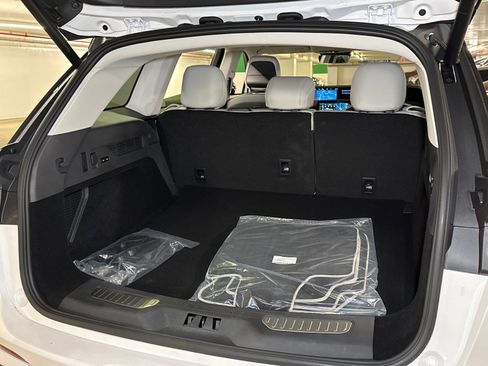 New 2026 Lincoln Nautilus Reserve image 13