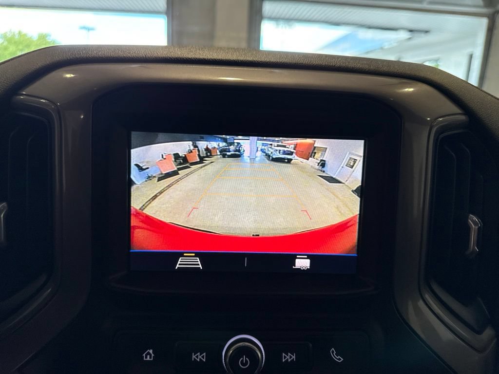 Used 2020 Chevrolet Silverado 1500 Custom w/ Custom Value Package AWD/4WD image 33