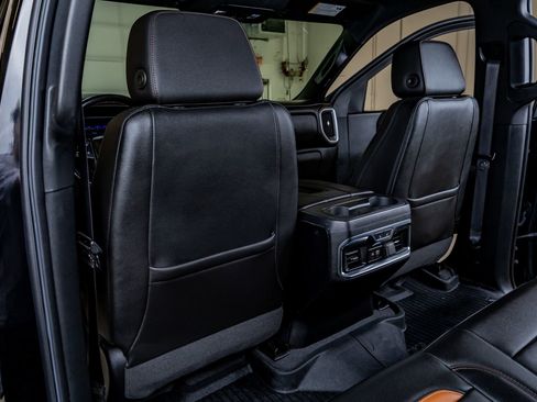 Used 2020 GMC Sierra 1500 AT4 w/ AT4 Premium Package AWD/4WD image 33