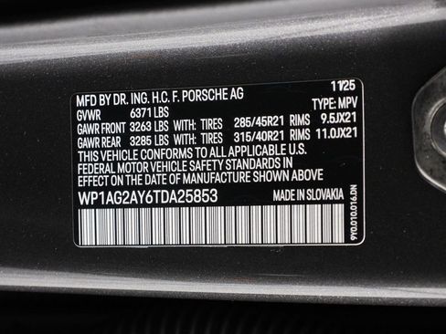 New 2026 Porsche Cayenne GTS image 24