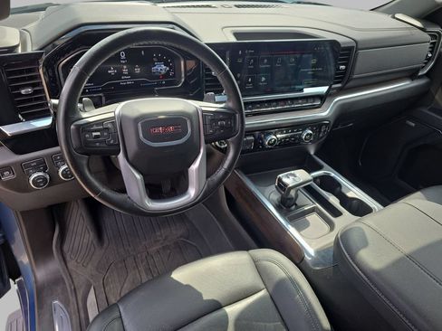 Certified 2024 GMC Sierra 1500 SLT w/ SLT Convenience Package AWD/4WD image 17