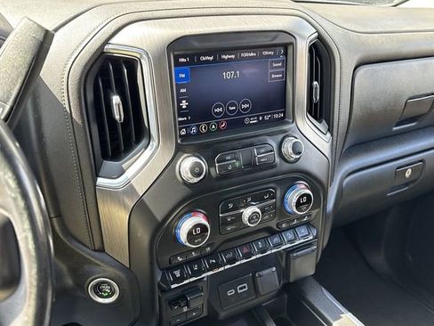 Used 2022 GMC Sierra 2500 Denali w/ Denali Black Diamond Edition AWD/4WD image 15