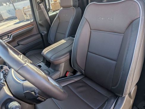 Used 2025 GMC Sierra 1500 Denali AWD/4WD image 15