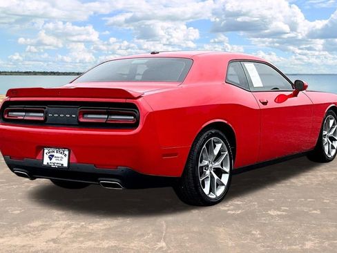 Used 2022 Dodge Challenger GT RWD image 8