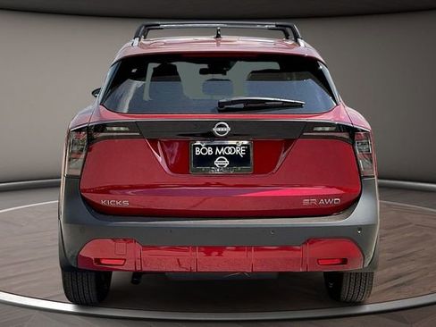 New 2026 Nissan Kicks SR w/ SR Premium Package FWD image 4