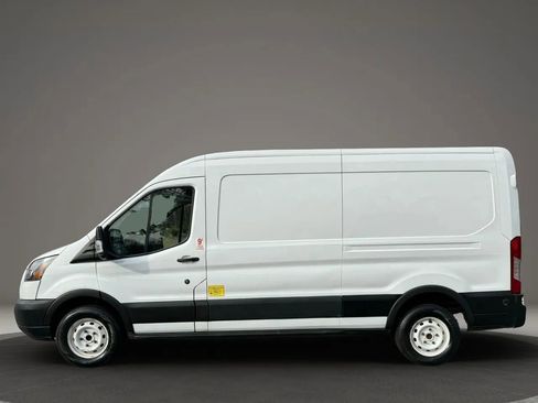 Used 2019 Ford Transit 150 148 Medium Roof image 7