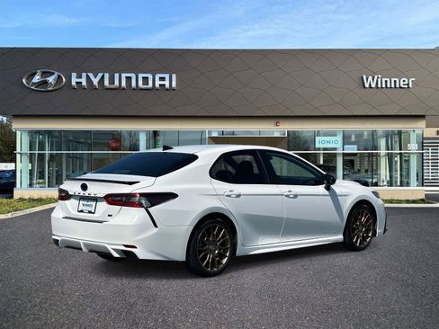 Used 2023 Toyota Camry SE w/ Protection Package (Q2) (TMS) FWD image 6