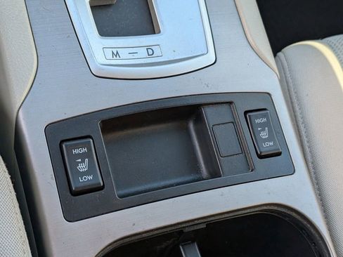 Used 2014 Subaru Outback 2.5i Premium image 24