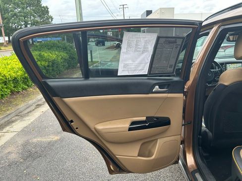 Used 2018 Kia Sportage SX FWD image 26