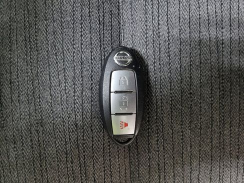 Used 2021 Nissan Rogue S FWD image 32