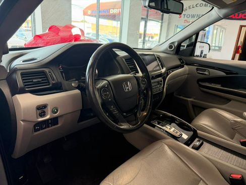 Used 2018 Honda Pilot Elite image 24