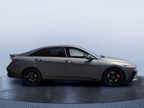 Used 2025 Hyundai Elantra N w/ Cargo Package FWD image 6