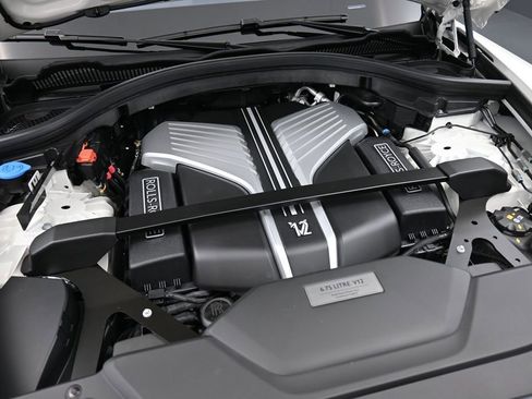 New 2026 Rolls-Royce Cullinan AWD/4WD image 36