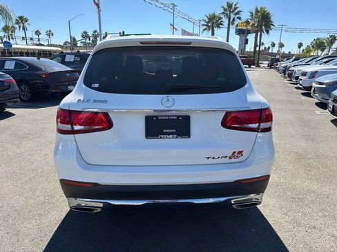 Used 2018 Mercedes-Benz GLC 300 image 4