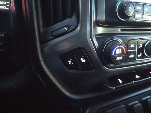 Used 2015 Chevrolet Silverado 2500 LTZ w/ Z71 Package, Off-Road image 18