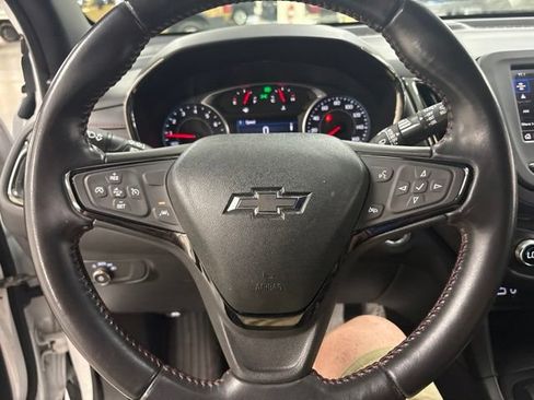 Used 2022 Chevrolet Equinox RS AWD/4WD image 23