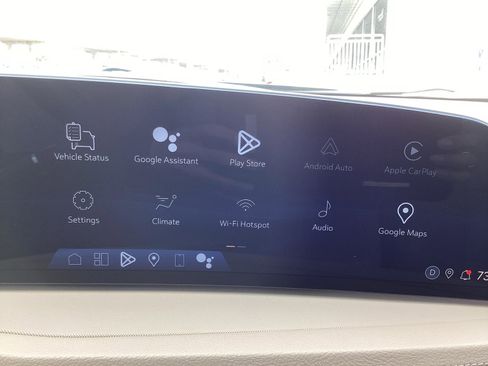 Used 2024 Cadillac XT4 Luxury w/ Cold Weather Package image 18