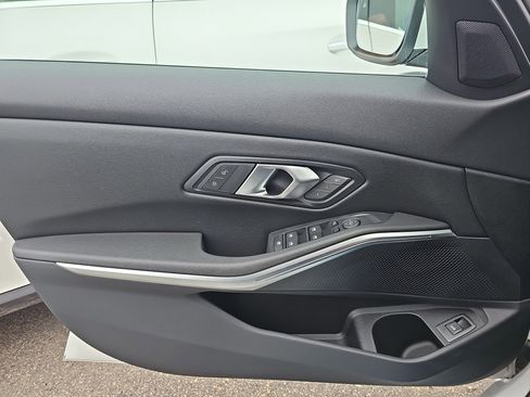 New 2026 BMW 330i Sedan w/ Premium Package image 28