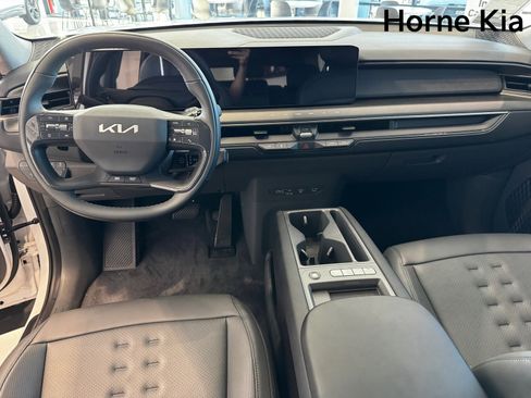 New 2026 Kia EV9 Wind image 12
