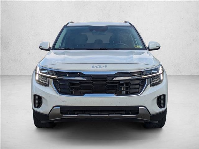 Used 2024 Kia Seltos SX w/ SX Sunroof Package AWD/4WD image 2