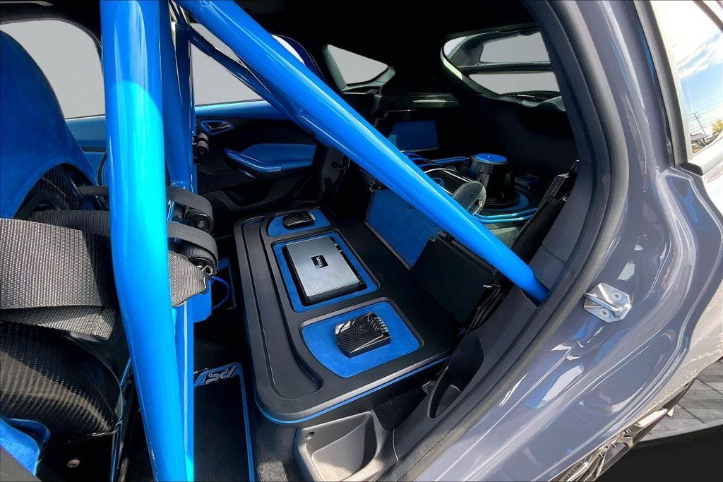 Used 2017 Ford Focus RS AWD/4WD image 27