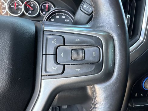 Used 2021 Chevrolet Silverado 1500 LT AWD/4WD image 34