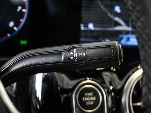 Used 2022 Mercedes-Benz GLA 250 4MATIC image 12