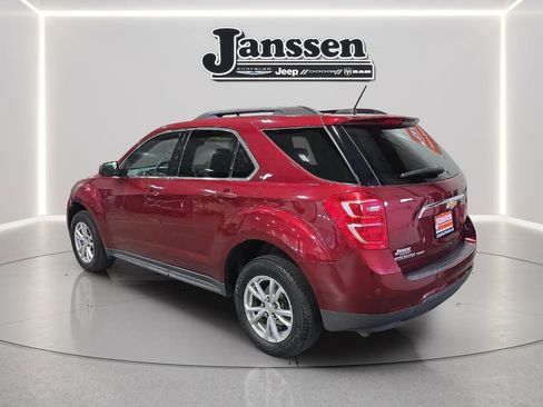 Used 2017 Chevrolet Equinox LT w/ Convenience Package image 3