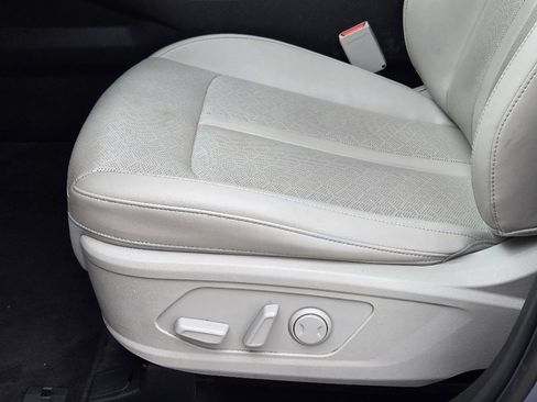 Certified 2023 Kia Sorento S image 26