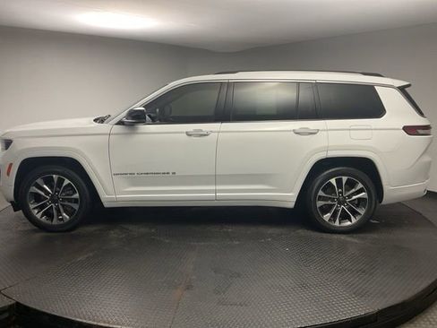 Used 2021 Jeep Grand Cherokee L Overland w/ Luxury Tech Group IV image 4