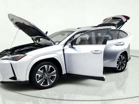 Used 2025 Lexus UX 300h FWD w/ Accessory Package (Z1) image 14
