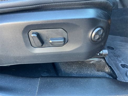 Used 2024 Jeep Wrangler Unlimited Sahara w/ Technology Group image 43