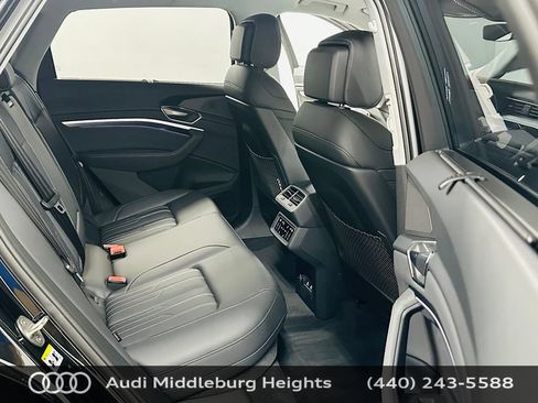 Certified 2024 Audi Q8 e-tron Prestige w/ Prestige Package AWD/4WD image 30