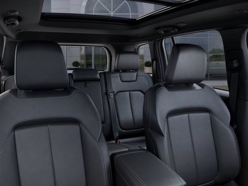 New 2026 Jeep Grand Cherokee Limited w/ Limited Altitude Package AWD/4WD image 26