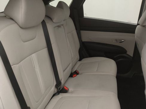 Used 2025 Hyundai Tucson SEL FWD image 19