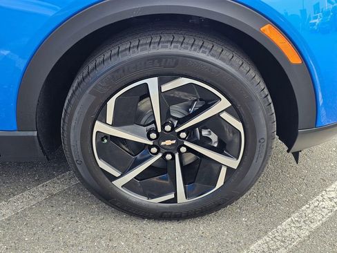 New 2026 Chevrolet Equinox EV LT image 9