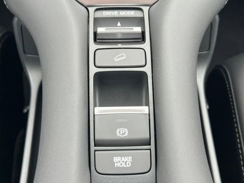New 2026 Honda HR-V EX-L image 32