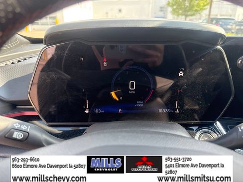 Used 2025 Chevrolet Trax RS w/ Driver Confidence Package FWD image 14