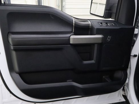 Certified 2020 Ford F150 Raptor w/ Equipment Group 801A Mid image 12