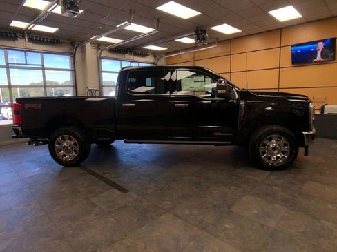 New 2026 Ford F250 Lariat w/ Lariat Ultimate Package image 8