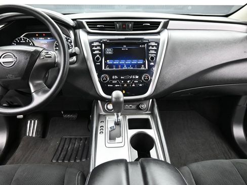 Used 2023 Nissan Murano S image 11