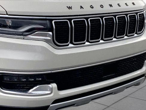 Used 2022 Jeep Wagoneer Series II w/ Rear Seat Video Group 1 RWD image 26