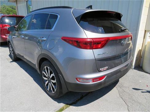 Used 2018 Kia Sportage EX w/ EX Premium Package image 17