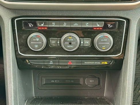 Used 2023 Volkswagen Atlas Cross Sport SEL Premium R-Line image 30