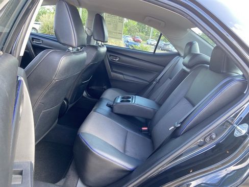 Used 2018 Toyota Corolla SE image 16