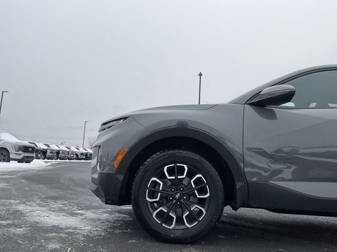 Used 2022 Hyundai Santa Cruz SEL w/ Winter Package image 10