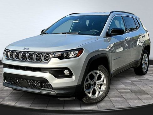 New 2025 Jeep Compass Latitude w/ Sun & Sound Group image 2