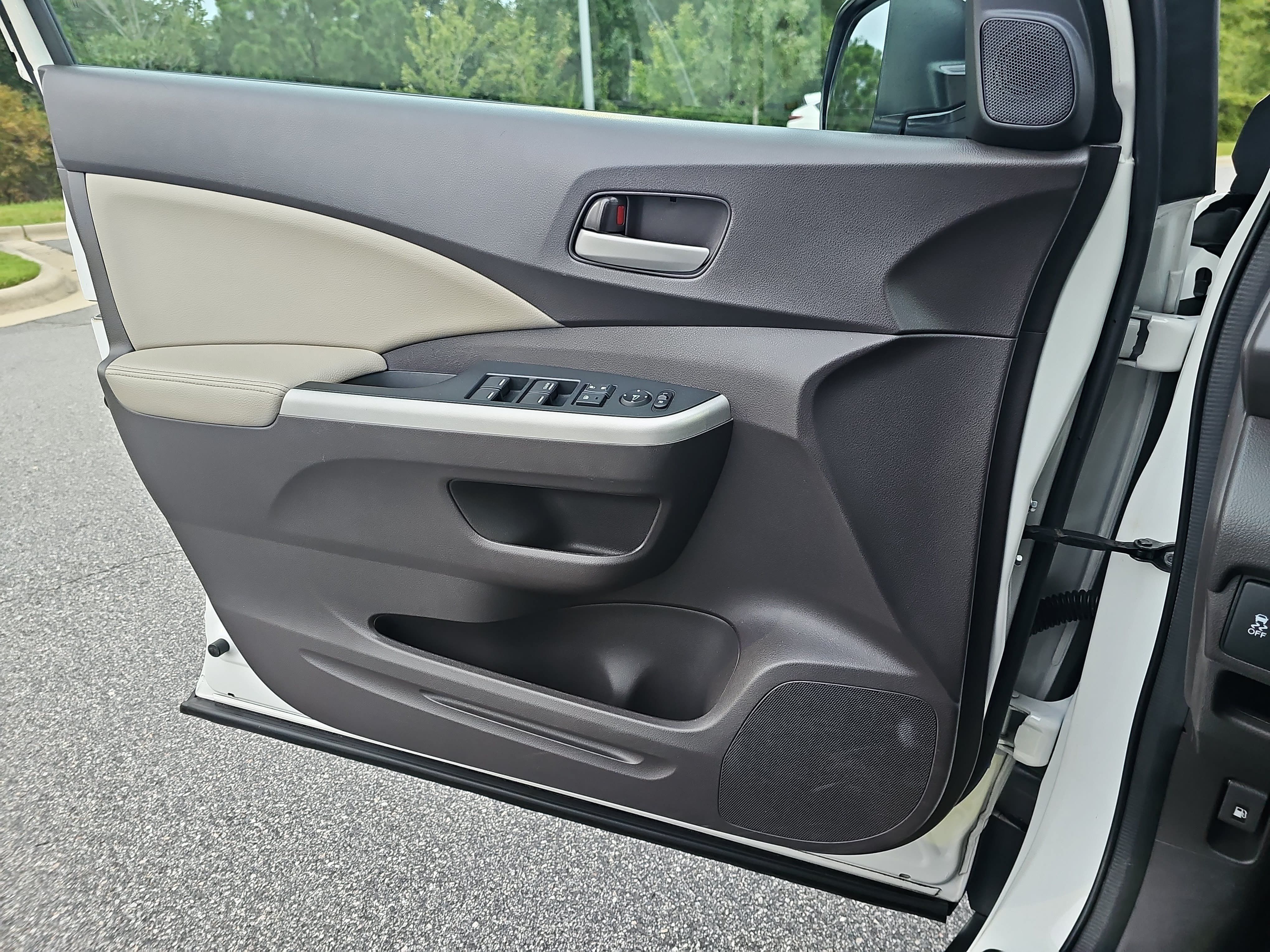 Used 2014 Honda CR-V EX-L image 27