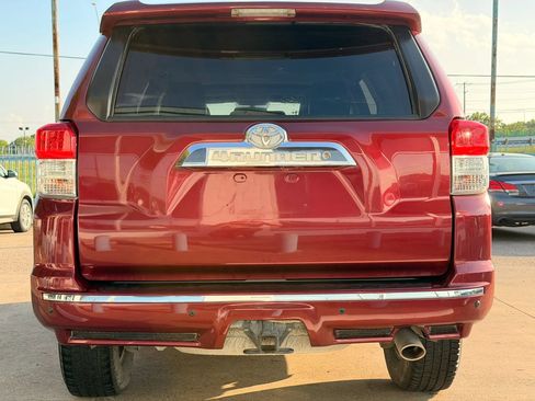 Used 2011 Toyota 4Runner SR5 w/ Premium Pkg w/Leather AWD/4WD image 4